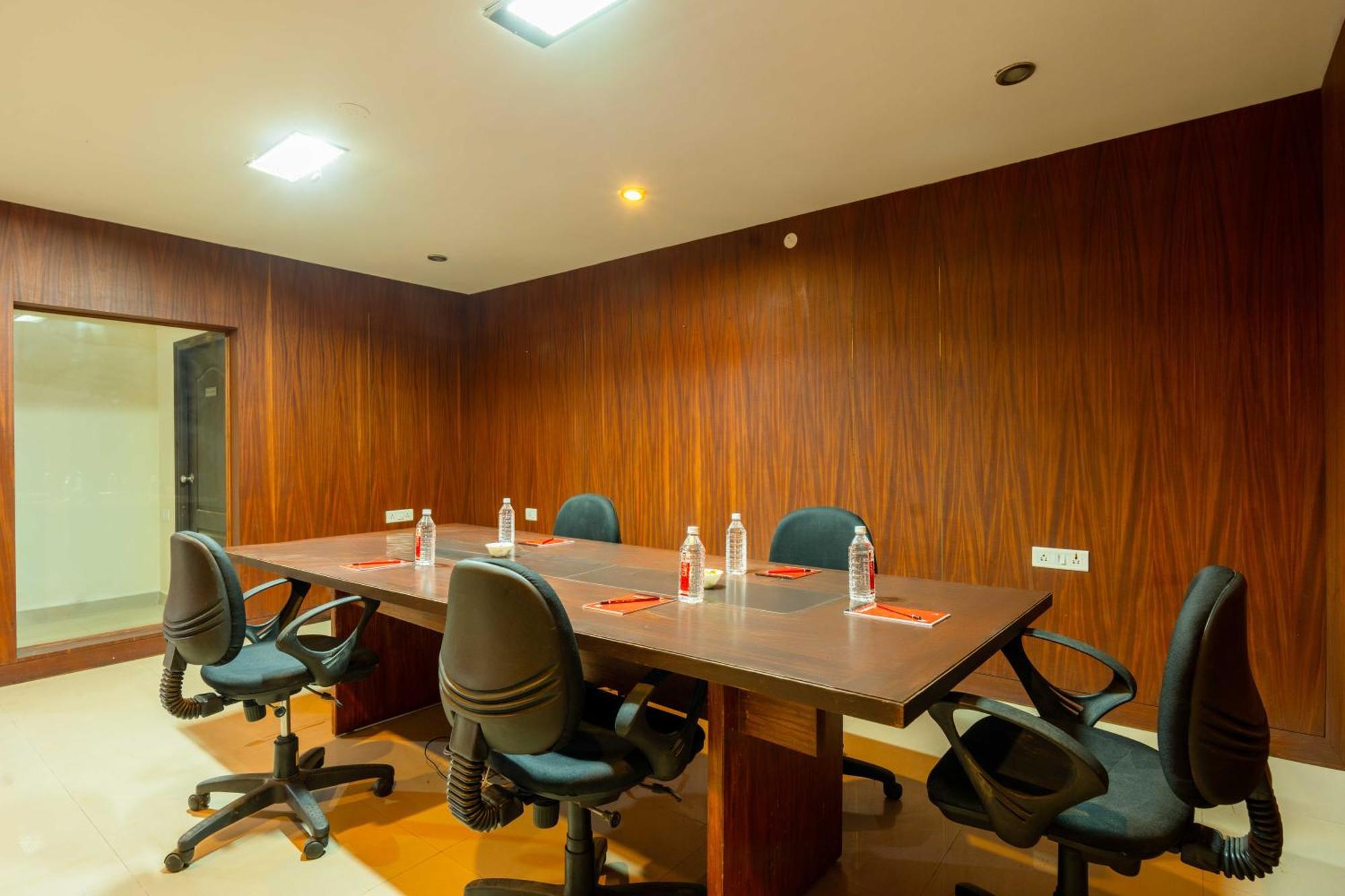 Treebo Ivory White Inn Bangalore Exterior photo